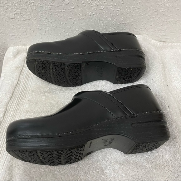 Dansko leather clogs - Picture 7 of 8